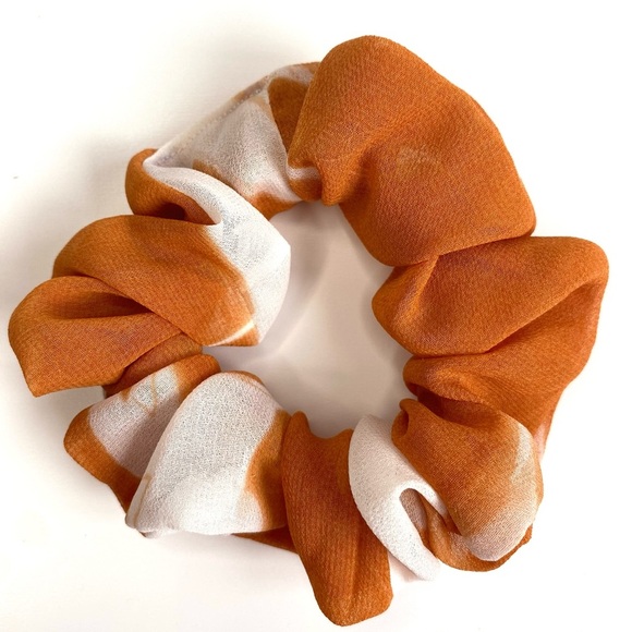 Orange/ white fall scrunchie - Picture 3 of 3